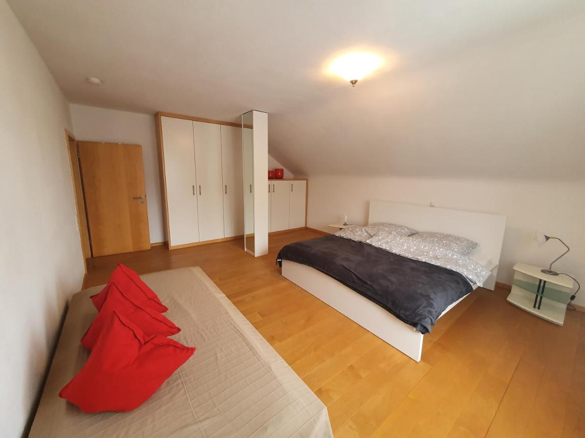 Ferienwohnung Nussbaum Merzig Exteriör bild