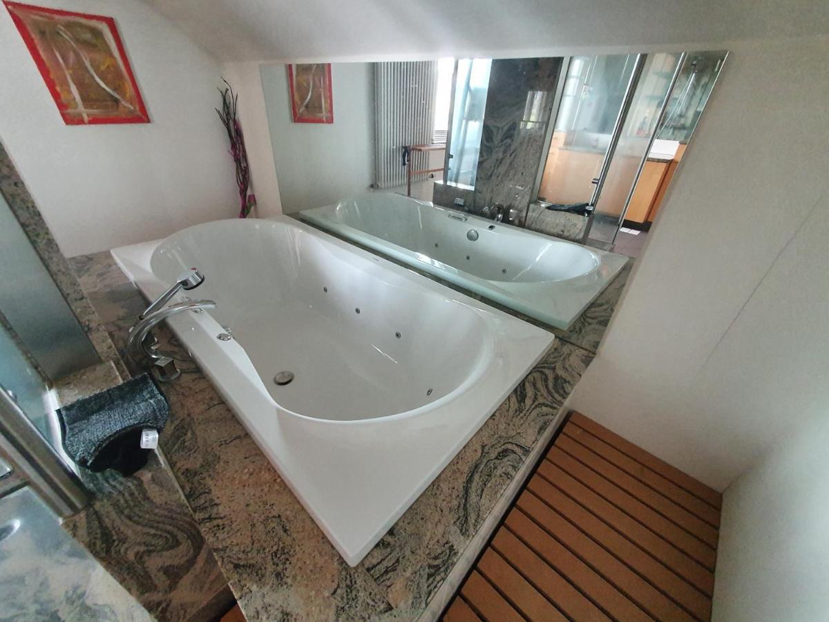 Ferienwohnung Nussbaum Merzig Exteriör bild